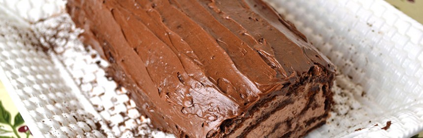 Chocolate Roll or Buche de Noel | ImPECKableeats.com