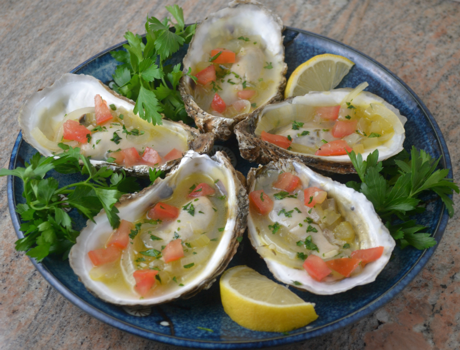 Oysters in White Wine Sauce