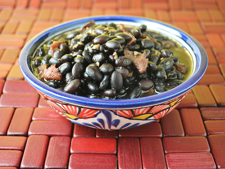 Black Beans with Garlic Sauce
