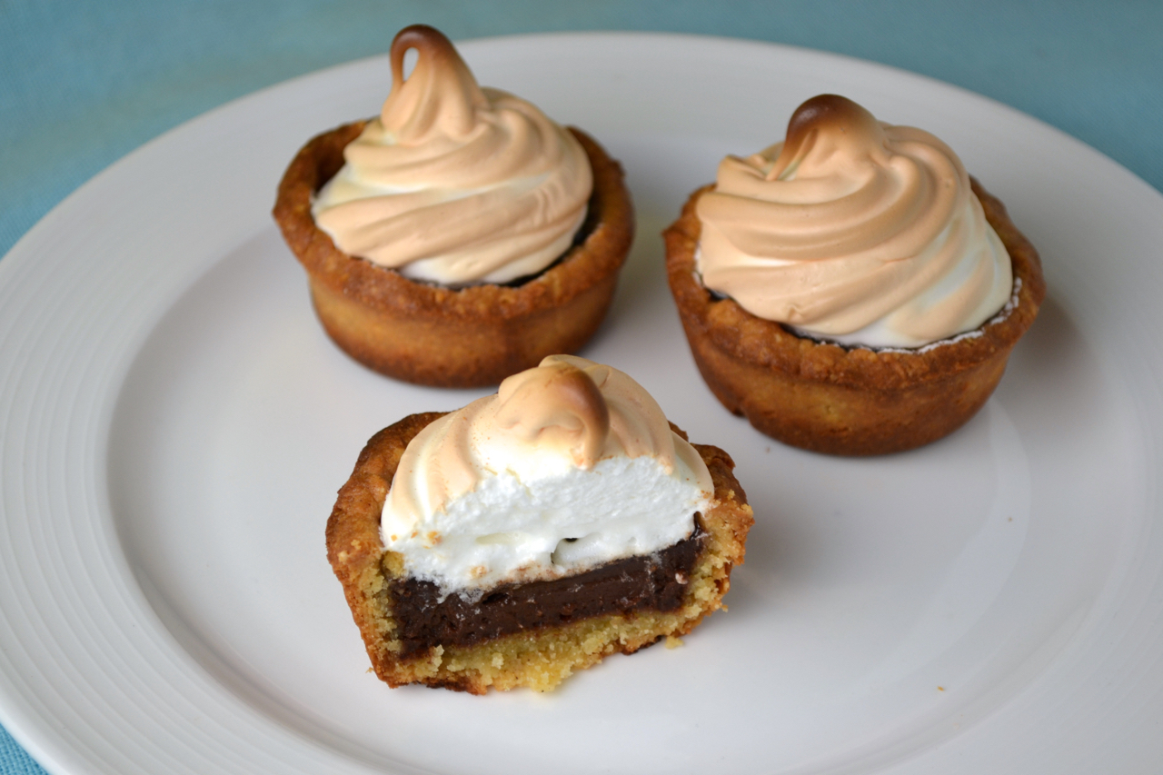 Mini Chocolate Almond Meringue Tarts ImPECKable Eats