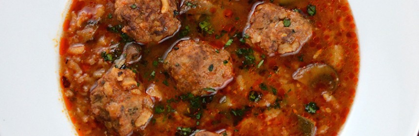 Meatball Rice Soup with touch of spice from chipotle peppers, perfect on a cold day | impeckableeats.com