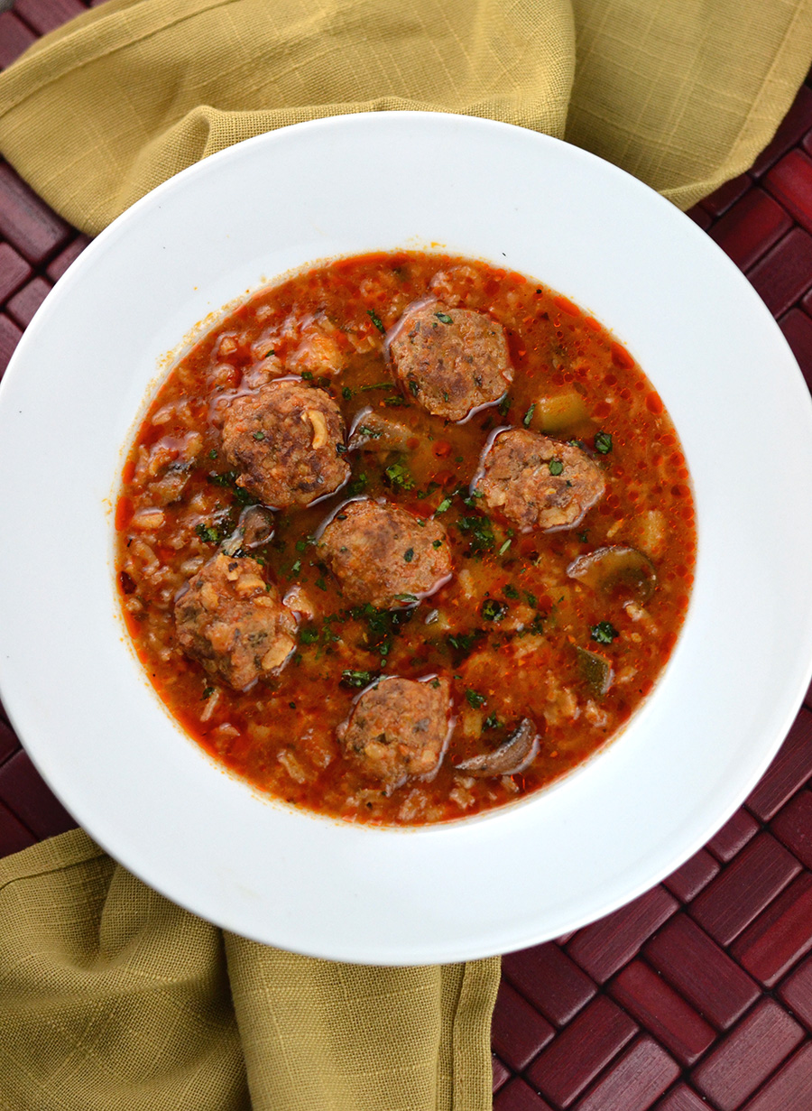 Meatball Rice Soup with touch of spice from chipotle peppers, perfect on a cold day | impeckableeats.com 